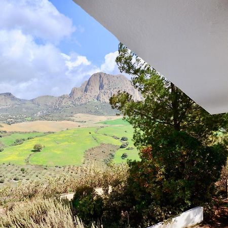Bed and Breakfast Cortijo Sylvestre Ríogordo Exterior foto