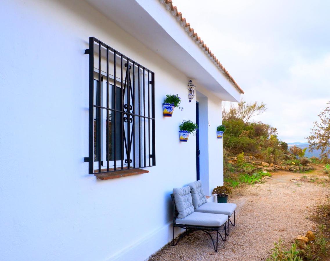 Bed and Breakfast Cortijo Sylvestre Ríogordo Exterior foto